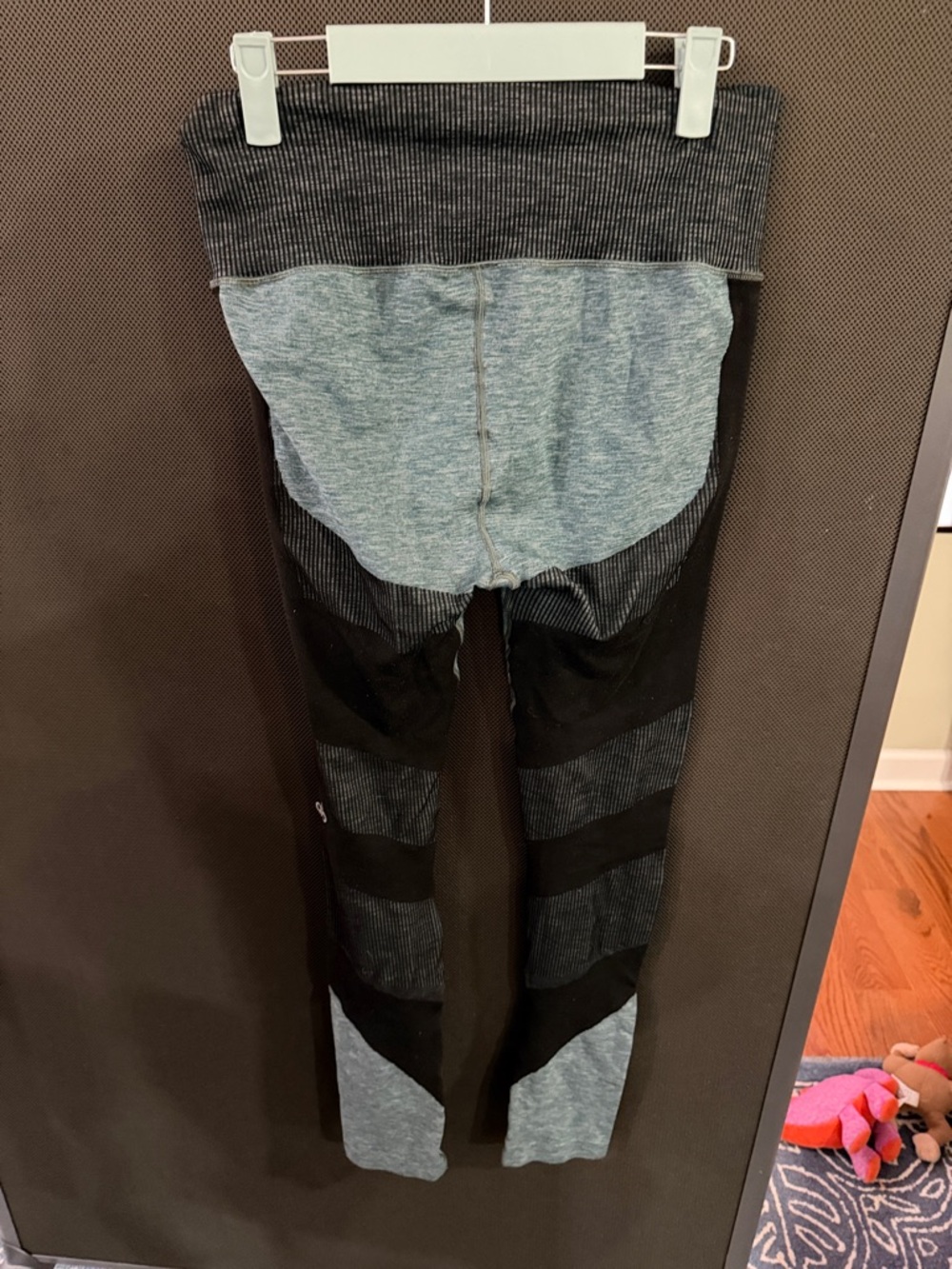 Alo Leggings